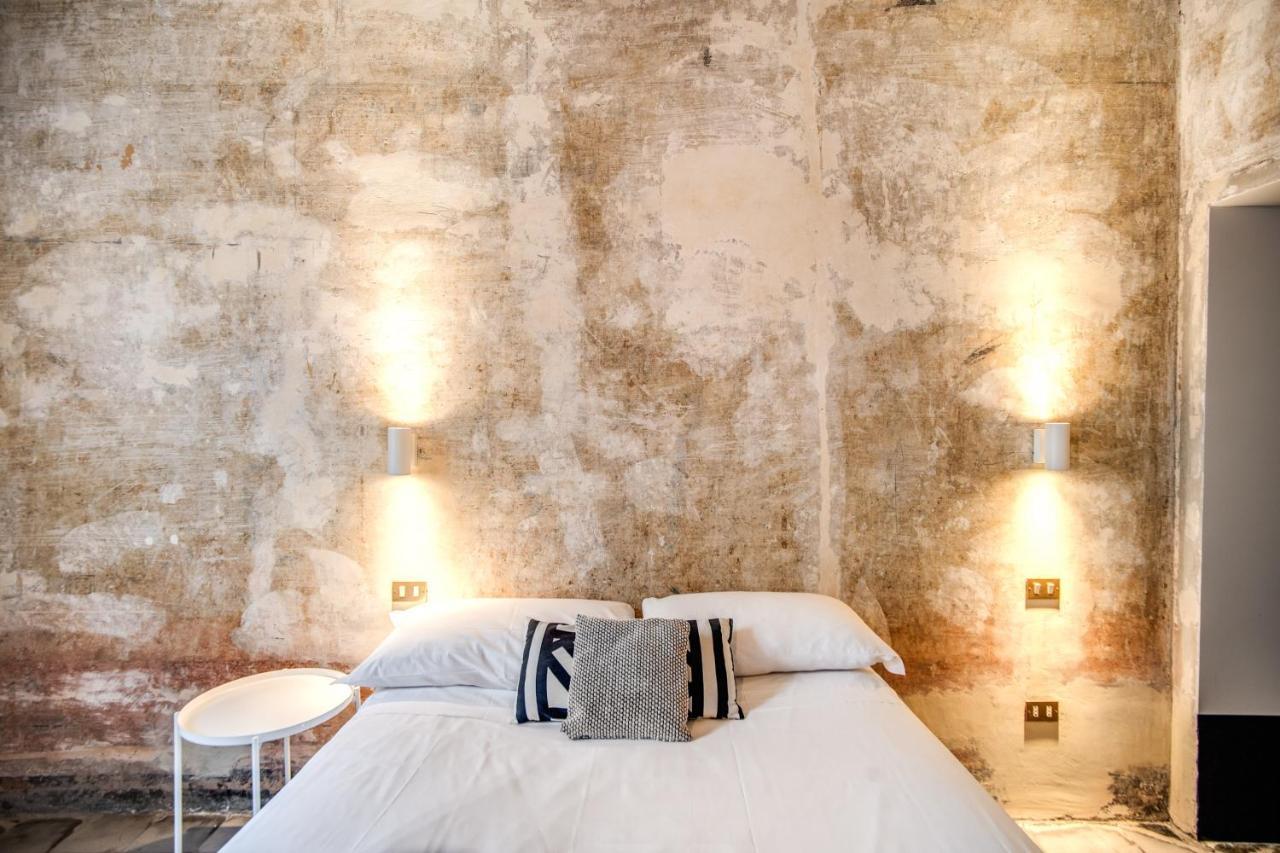 Stylish And Spacious Apartment Next To The Colosseum 로마 외부 사진